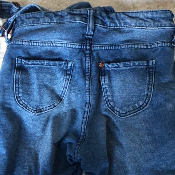 H&M Button-Front Denim Overalls - Picture 6 of 7